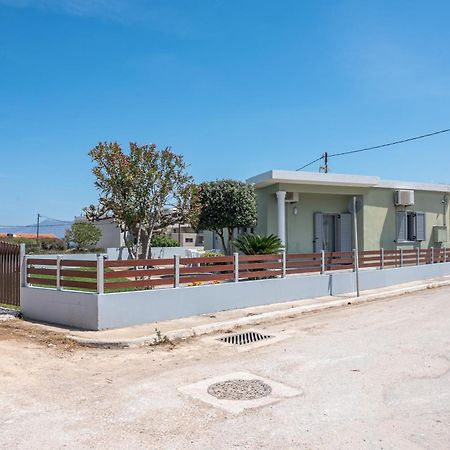 Villa Lahardi - Seaside House Kíssamos Esterno foto