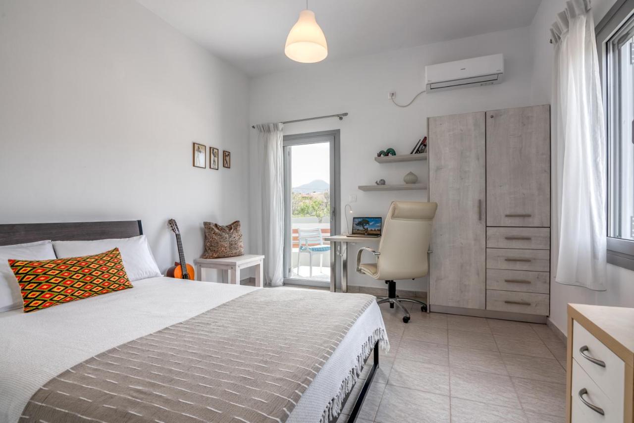 Villa Lahardi - Seaside House Kíssamos Esterno foto