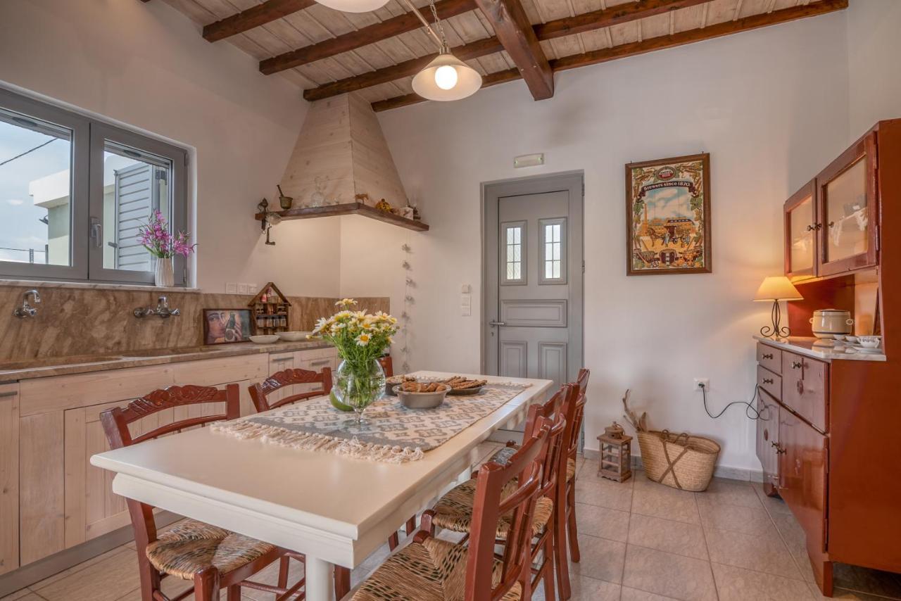 Villa Lahardi - Seaside House Kíssamos Esterno foto