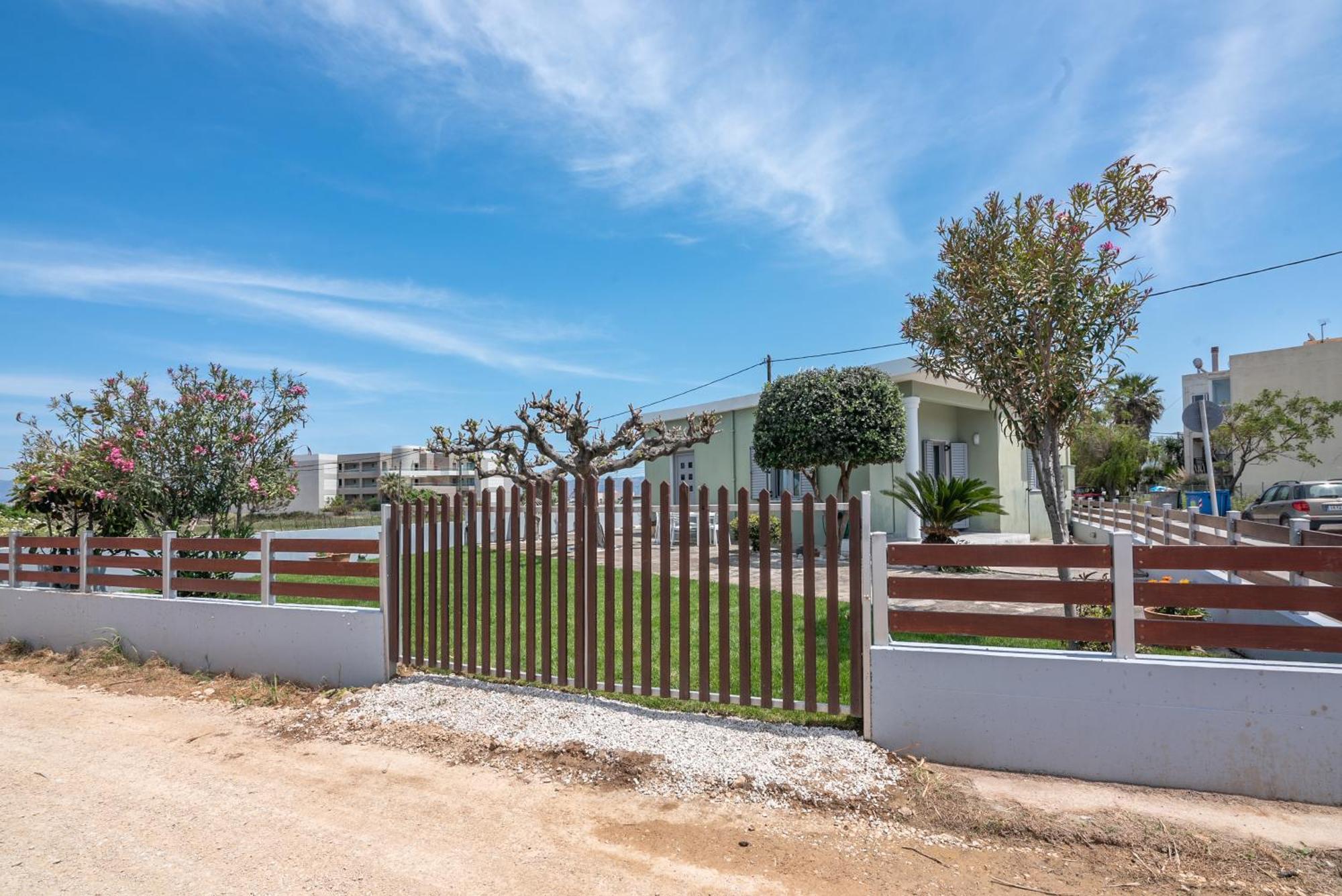 Villa Lahardi - Seaside House Kíssamos Esterno foto